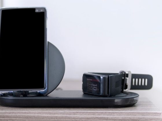 Why Wireless Chargers for All Your Gadgets Make Life Easier