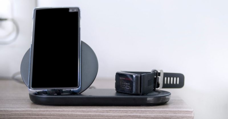 Why Wireless Chargers for All Your Gadgets Make Life Easier